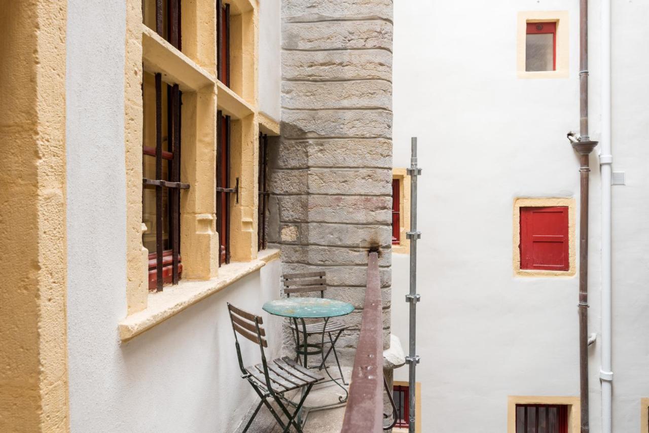 Honore - Suite Romain Rolland Lyon Bagian luar foto